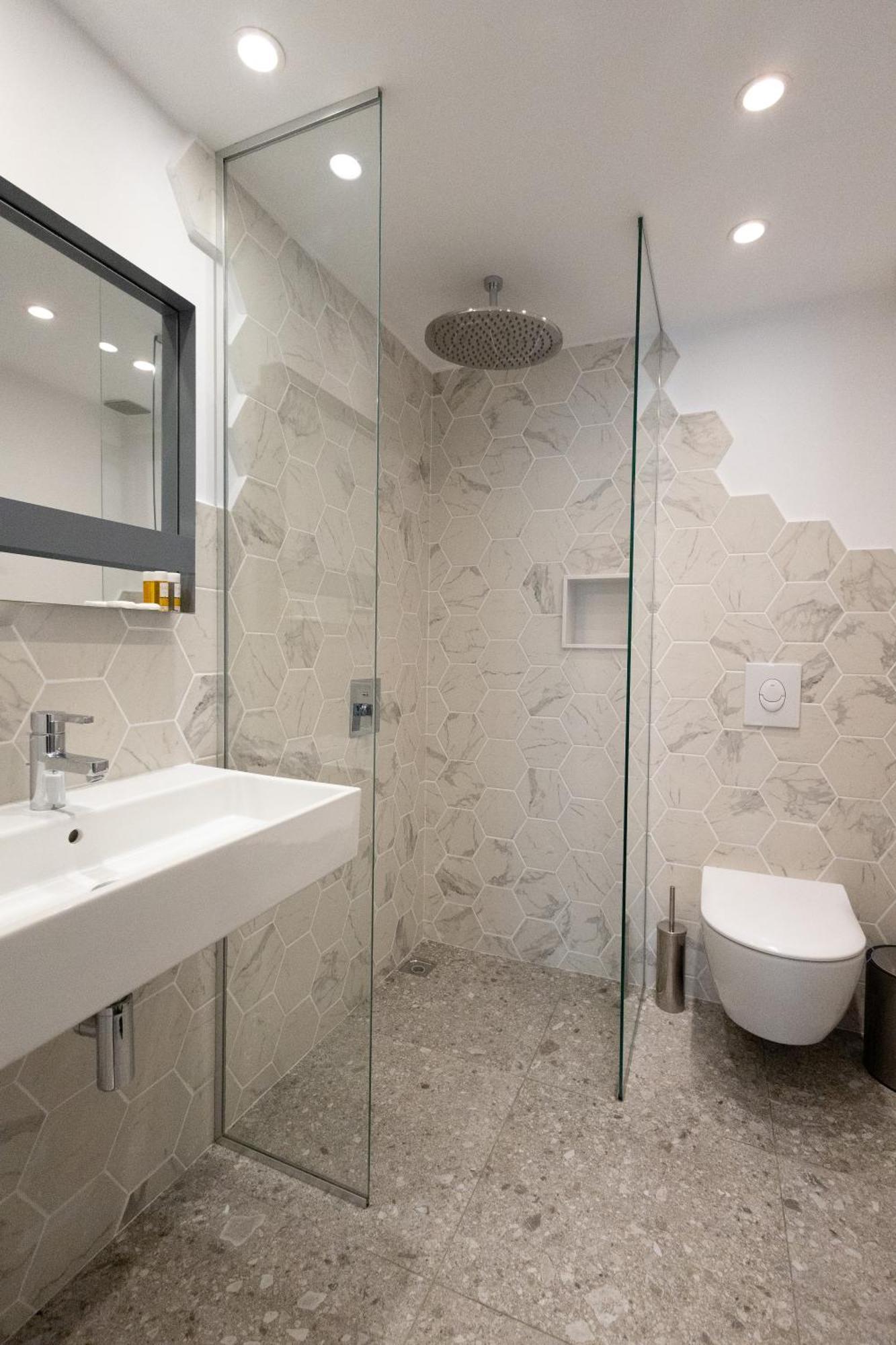 Luxury 12-4 * Płowdiw