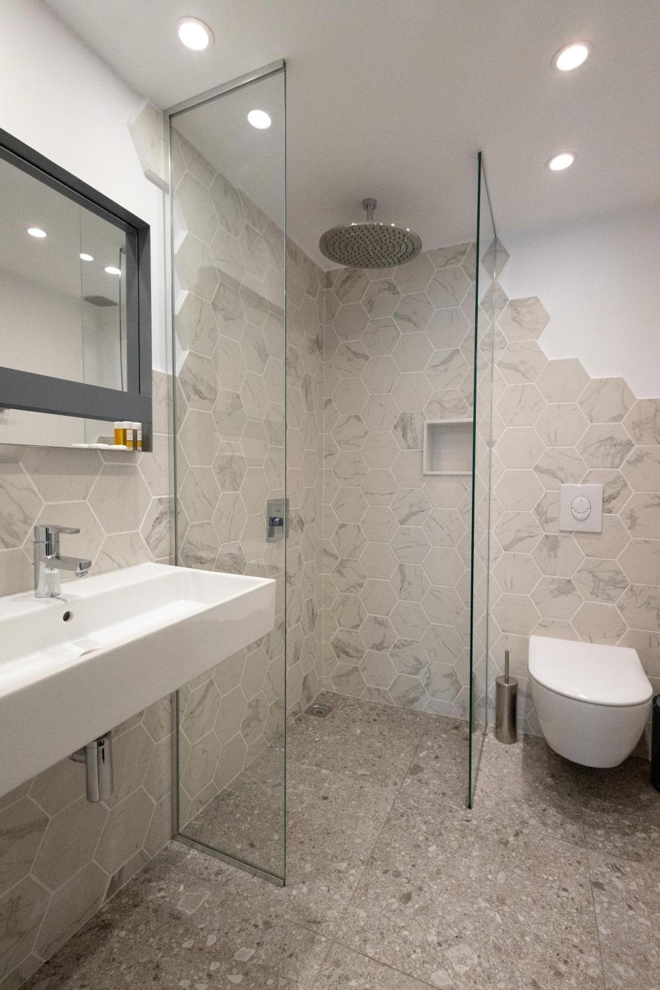 Luxury 12-4 Apartament *