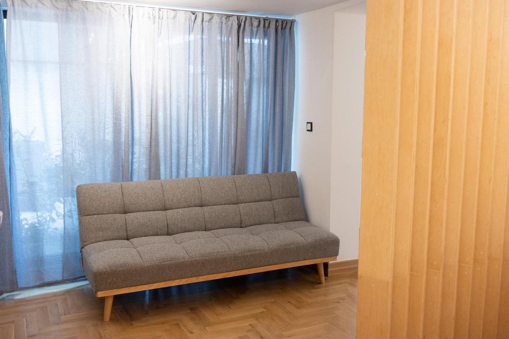 Apartament Luxury 12-4 *